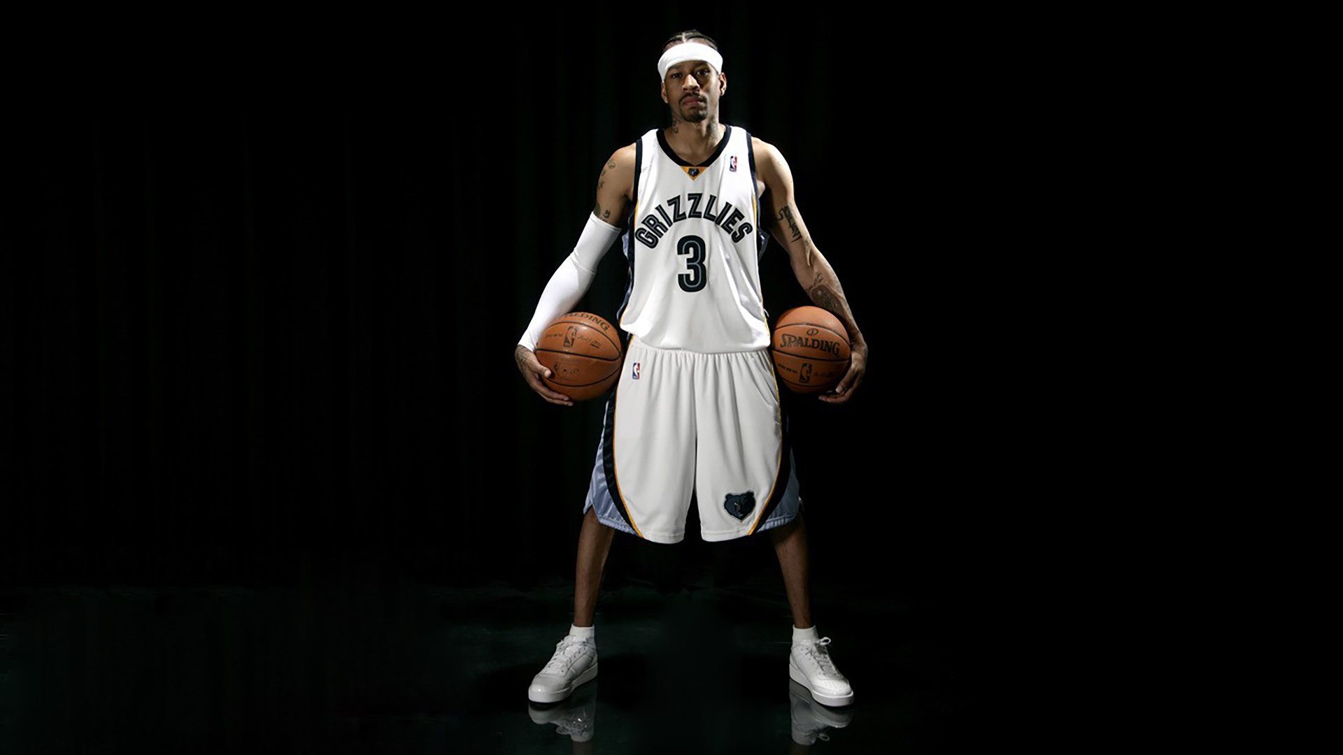 中国篮球名将与青少年交流活动持续火热，中国青年篮球队员