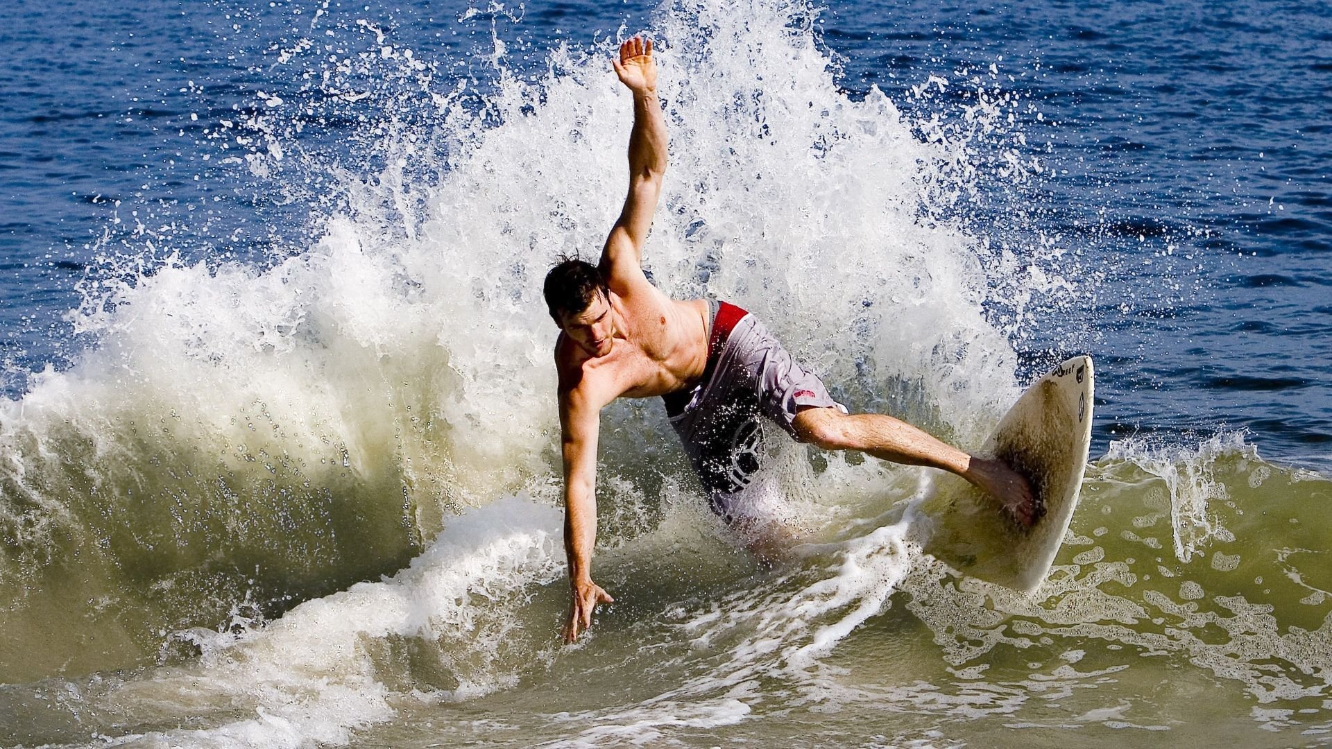 墨西哥球员在场边烤玉米，冬奥“最暖场边”